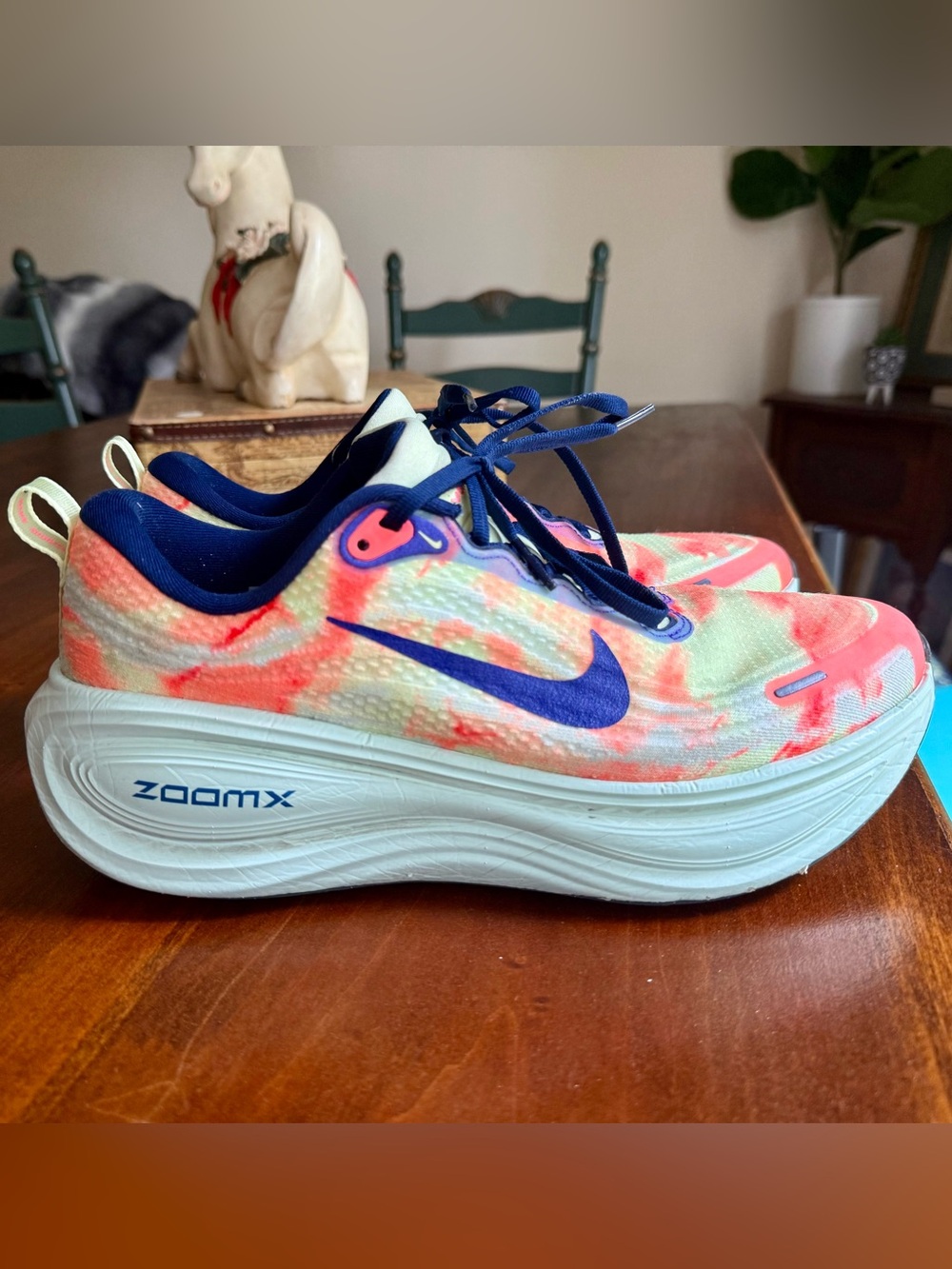 *LIMITED EDITION* Nike Vomero Plus Multi-Colored Men’s Running Shoes SZ 9